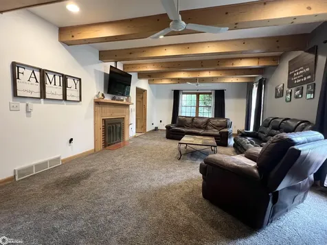 1321 W 13th Street S Newton IA 50208