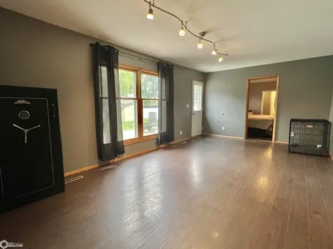 1321 W 13th Street S Newton IA 50208