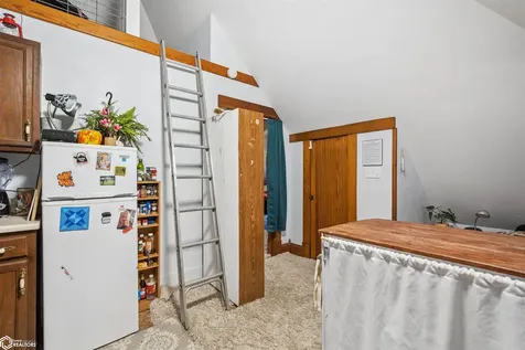 1132 Main Street Grinnell IA 50112