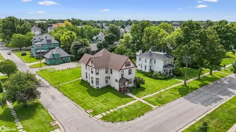 1132 Main Street Grinnell IA 50112
