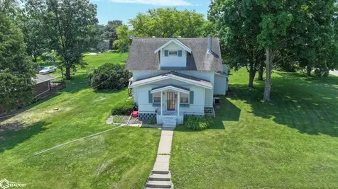 610 7th Avenue Ackley IA 50601