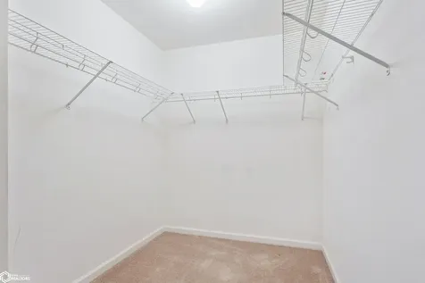 620 Layne Dr Unit 2 West Burlington IA 52655
