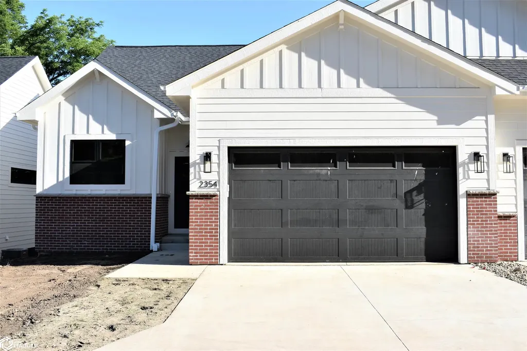 2354 River Road Iowa Falls IA 50126
