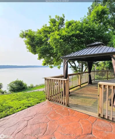 3575 Mississippi River Road Keokuk IA 52632