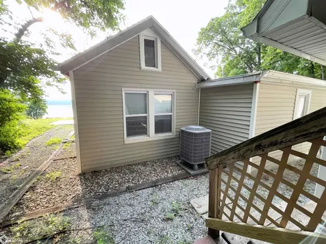 3575 Mississippi River Road Keokuk IA 52632