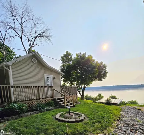 3575 Mississippi River Road Keokuk IA 52632