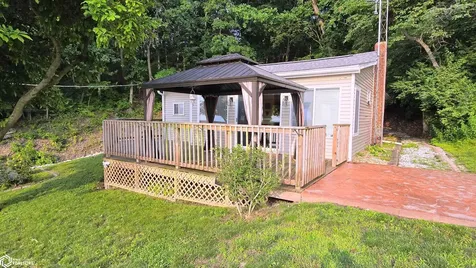 3575 Mississippi River Road Keokuk IA 52632