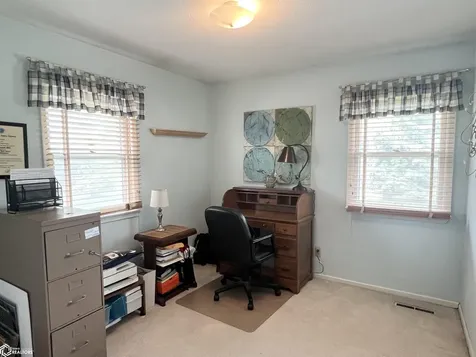 313 E 29th Street S Newton IA 50208