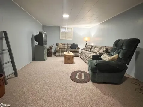 313 E 29th Street S Newton IA 50208