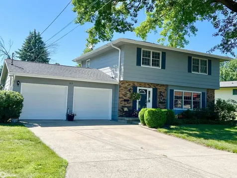 313 E 29th Street S Newton IA 50208