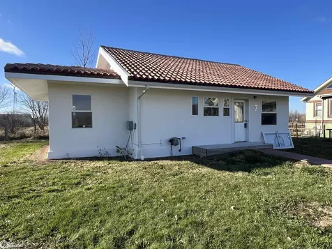 2151 185th Street Fairfield IA 52556