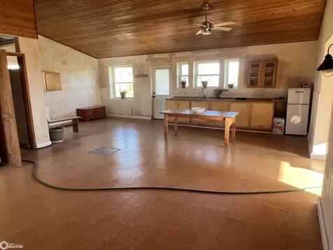 2151 185th Street Fairfield IA 52556