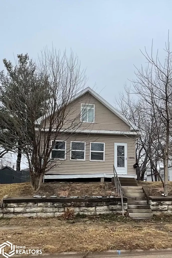 1004 Spring Street Burlington IA 52601