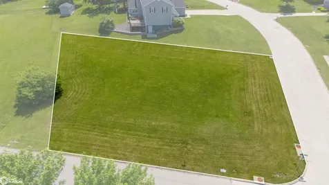 502 Brentwood Place Marshalltown IA 50158