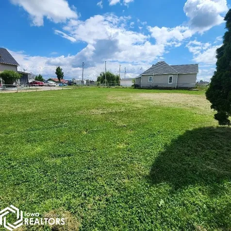 619 W State Street Marshalltown IA 50158