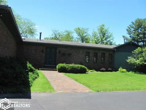 2 Birchwood Heights Drive Ottumwa IA 52501