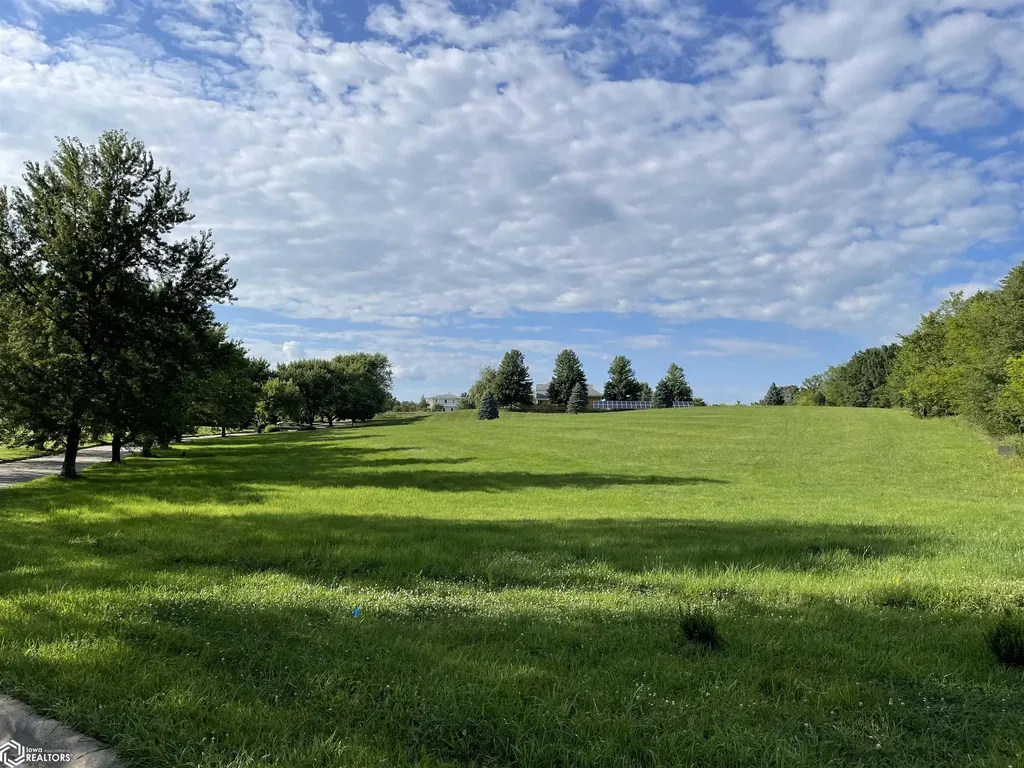 1101 Lakeview Drive Fairfield IA 52556-3809