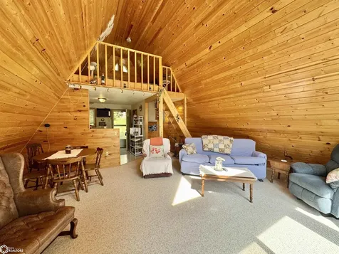 1126 Lakeshore Drive Brooklyn IA 52211