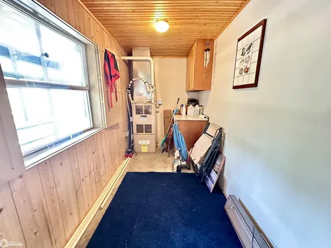 1126 Lakeshore Drive Brooklyn IA 52211