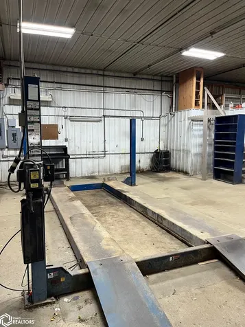 1304 Central Avenue E Clarion IA 50525