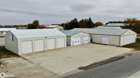 1304 Central Avenue E Clarion IA 50525