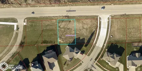 901 E Southridge Road Marshalltown IA 50158