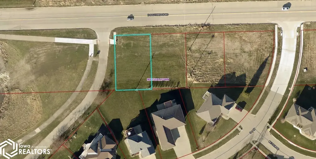801 E Southridge Road Marshalltown IA 50158