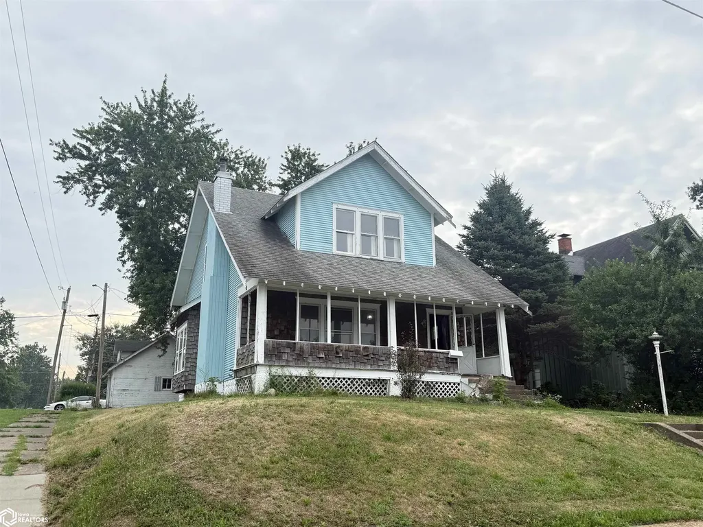 116 N Ash Street Ottumwa IA 52501