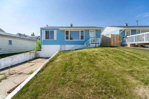 509 E Main Street Marshalltown IA 50158