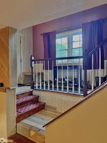 3054 Woodland Drive SW Cedar Rapids IA 52404