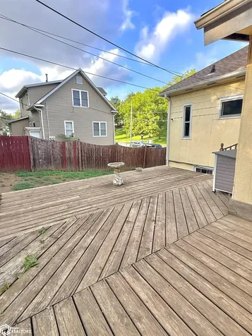 3054 Woodland Drive SW Cedar Rapids IA 52404