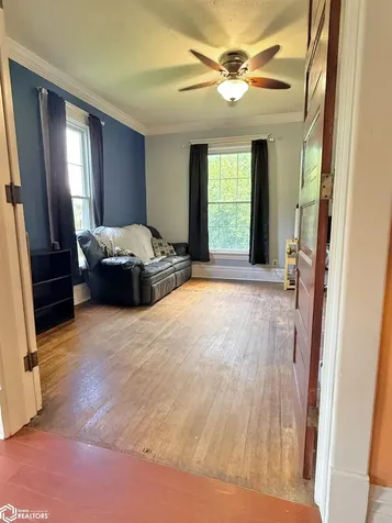 3054 Woodland Drive SW Cedar Rapids IA 52404