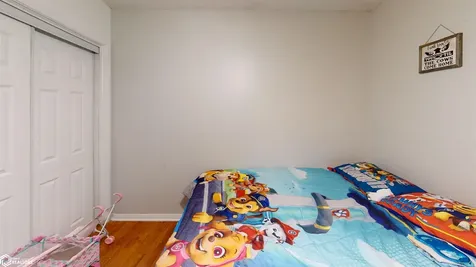 506 E Pierce Fairfield IA 52556