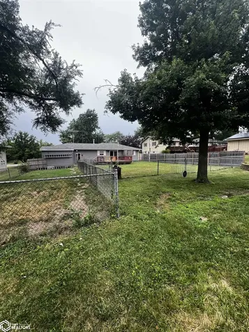 1713 Concert Street Keokuk IA 52632