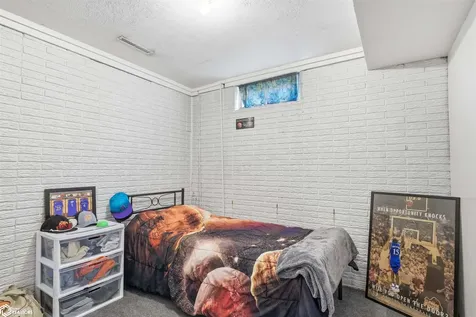 1817 Reed Street Grinnell IA 50112