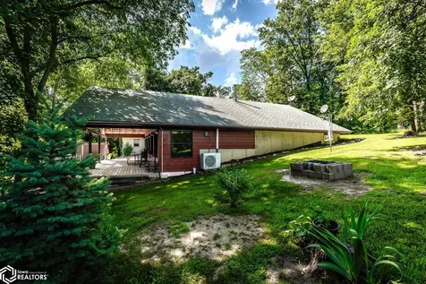 1948 Underwood Avenue Marshalltown IA 50158