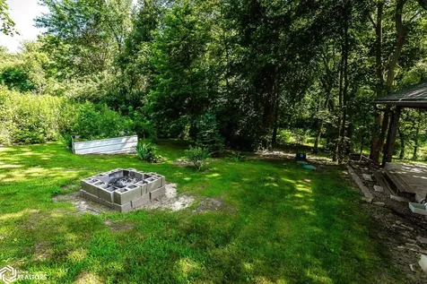 1948 Underwood Avenue Marshalltown IA 50158