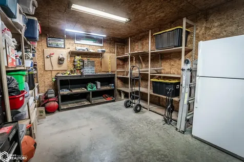 1948 Underwood Avenue Marshalltown IA 50158