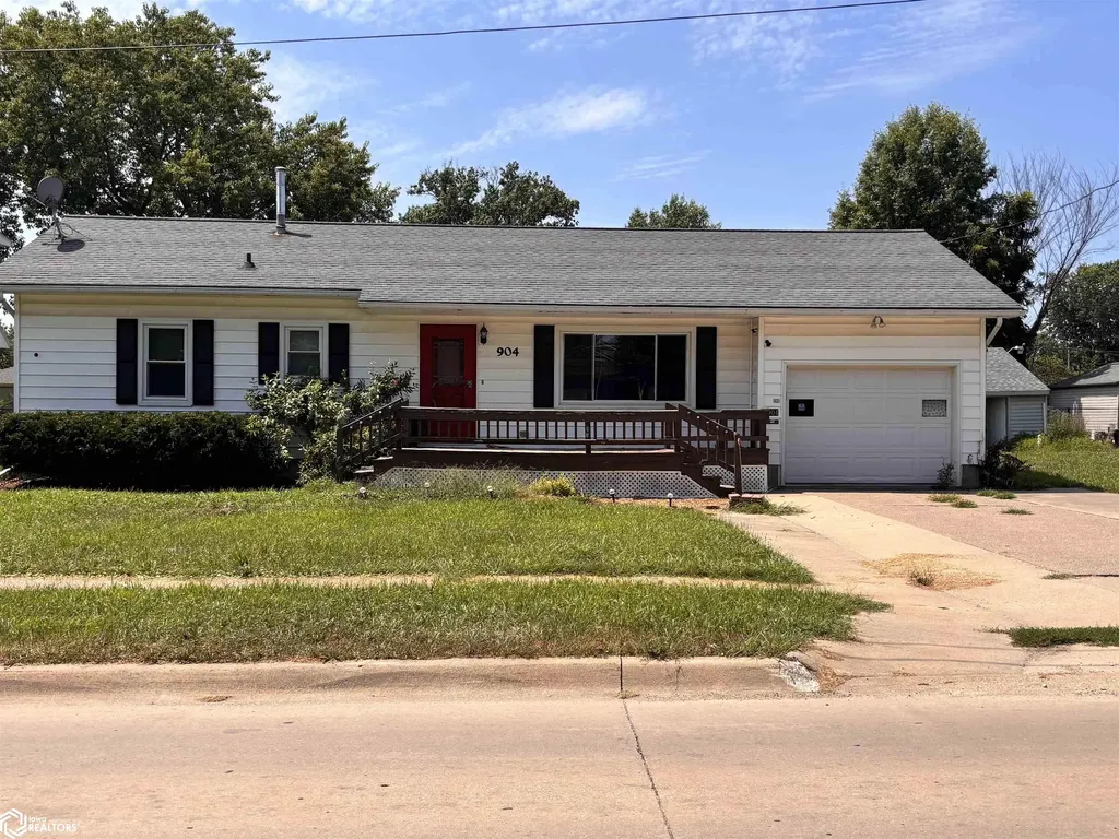 904 S 6th Street Fairfield IA 52556