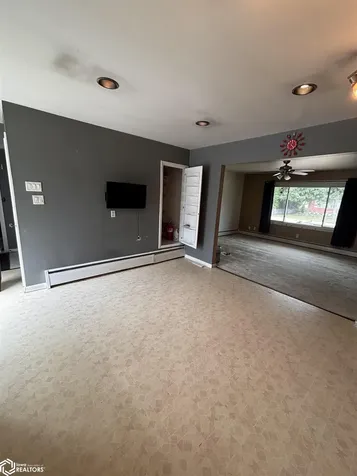 904 S 6th Street Fairfield IA 52556