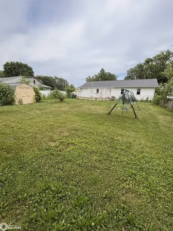 904 S 6th Street Fairfield IA 52556