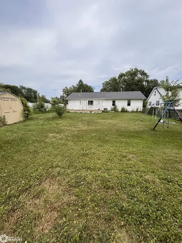 904 S 6th Street Fairfield IA 52556