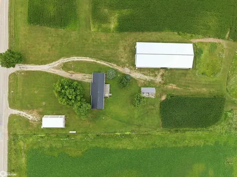 3997 80th Street Grinnell IA 50112