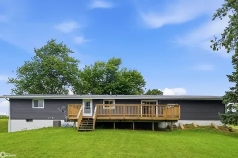 3997 80th Street Grinnell IA 50112