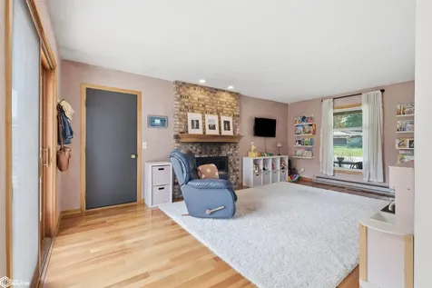 1822 Prairie Street Grinnell IA 50112