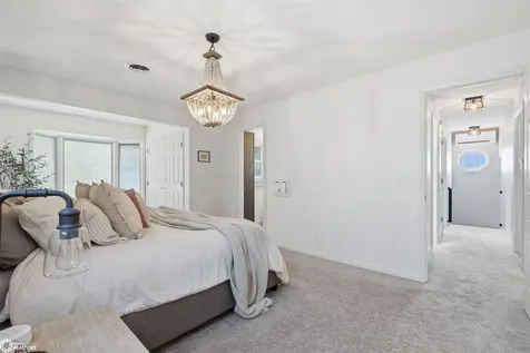 1822 Prairie Street Grinnell IA 50112