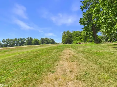 3229 243rd Avenue Keokuk IA 52632