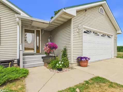 3229 243rd Avenue Keokuk IA 52632