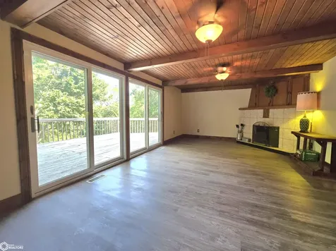 10552 Rolling Hills Drive Burlington IA 52601