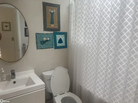 701 E Lowe #323 Fairfield IA 52556